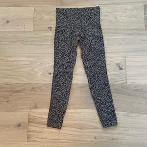 Spanx Look At Me Now Seamless Leggings Leopard